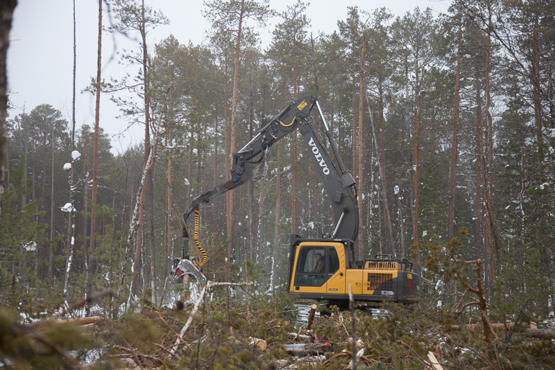 Харвестеры на базе экскаваторов Volvo EC210BLC